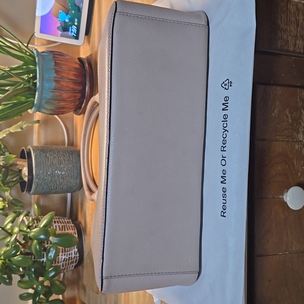 Kate Spade Terri Grove Taupe Shoulder Bag W/ Real Real Dust Bag - Picture 6 of 11